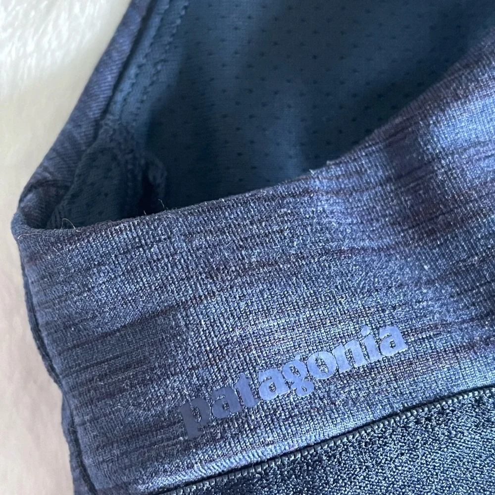 Patagonia Switchback Sports Bra XS Navy - Picture 3 of 4